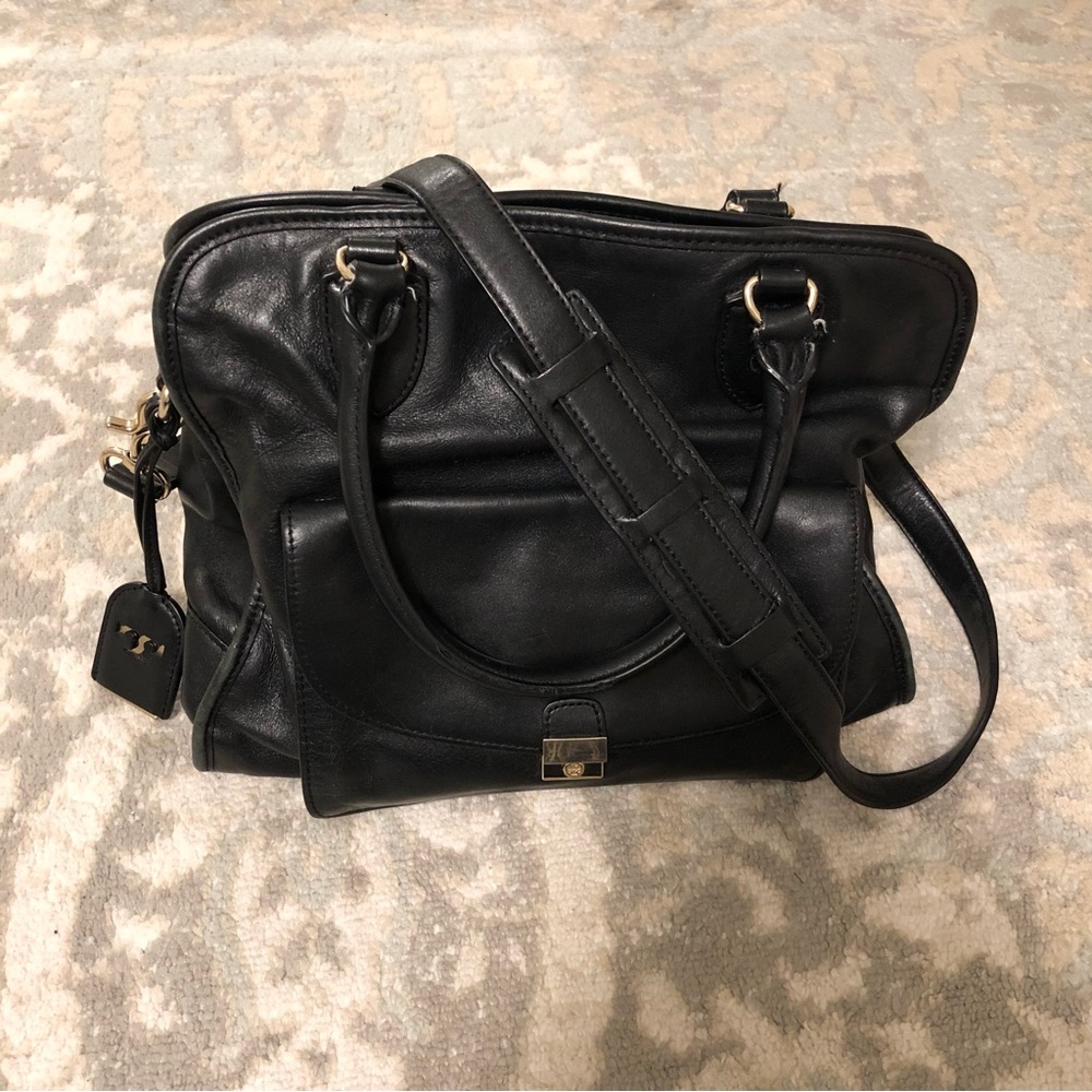 SALE 🔥🔥 Tory Burch Black Leather Tote Bag with Crossbody Strap